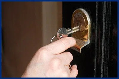 Advantage Locksmith Store Arvada, CO 303-481-7916 - 7-door-unlock